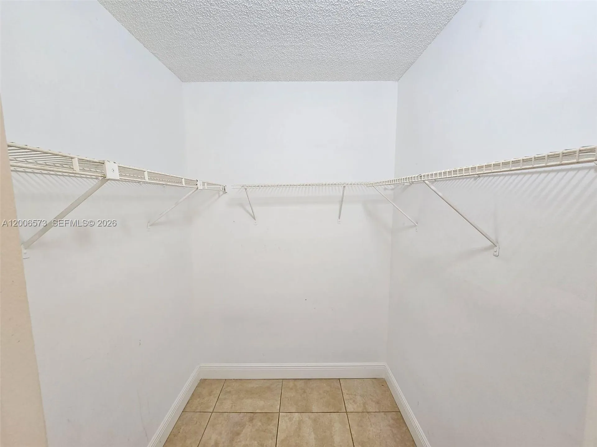 3690 N 56th Avenue Hollywood FL 33021