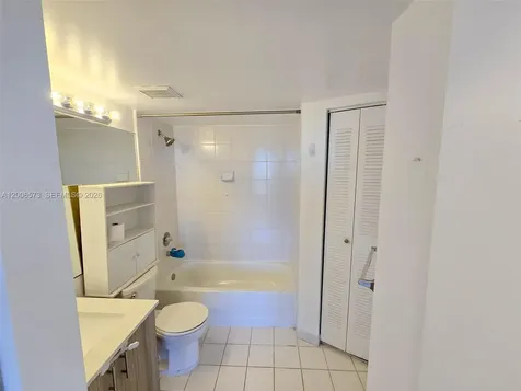 3690 N 56th Avenue Hollywood FL 33021