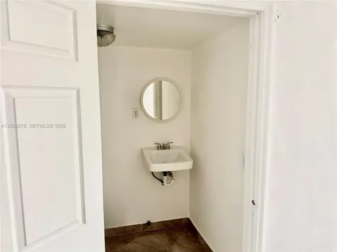 1259 NW 29th Street Miami FL 33142
