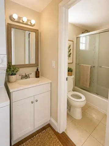 8870 Fontainebleau Boulevard Miami FL 33172