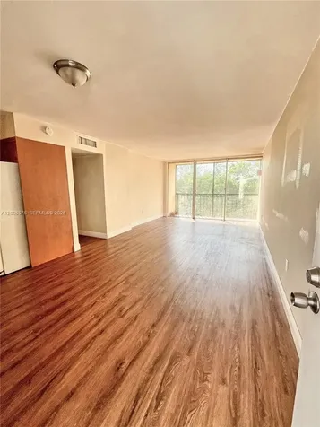 8870 Fontainebleau Boulevard Miami FL 33172