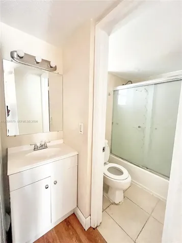 8870 Fontainebleau Boulevard Miami FL 33172