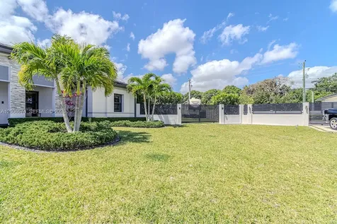 13680 SW 191st Terrace Miami FL 33177