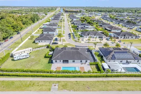 13680 SW 191st Terrace Miami FL 33177
