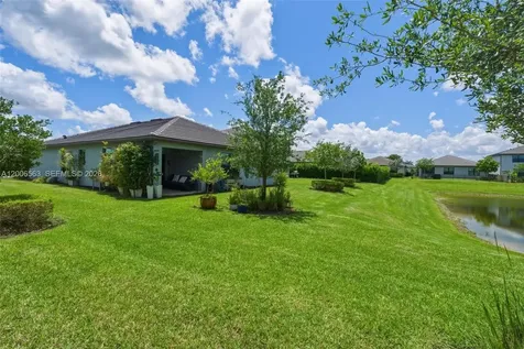 3141 Poinciana Street Lauderdale Lakes FL 33311