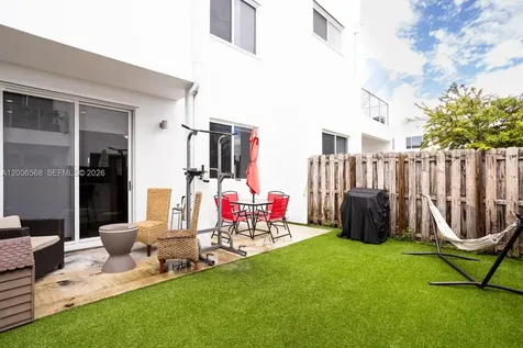 10279 NW 72nd Street Doral FL 33178