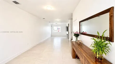 10279 NW 72nd Street Doral FL 33178
