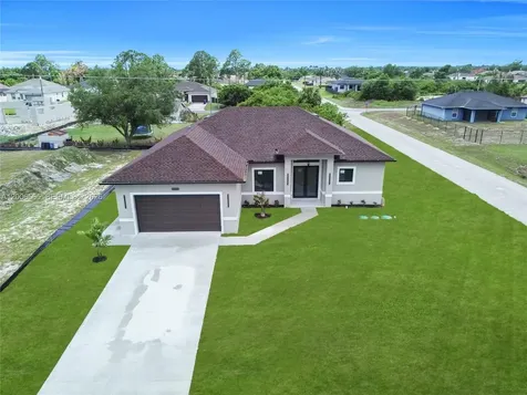 3115 2nd Street SW Lehigh Acres FL 33976