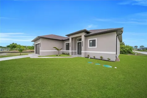 3115 2nd Street SW Lehigh Acres FL 33976