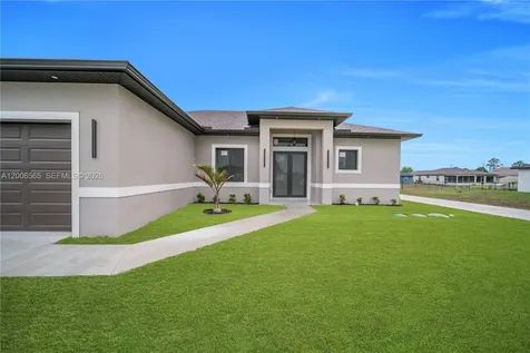 3115 2nd Street SW Lehigh Acres FL 33976