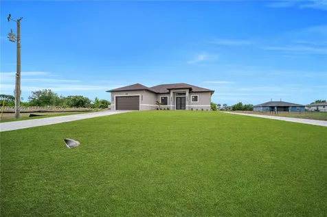 3115 2nd Street SW Lehigh Acres FL 33976