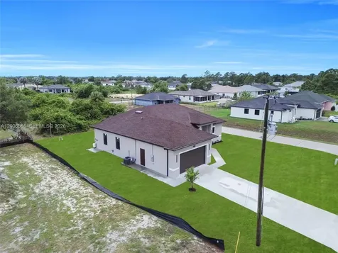 3115 2nd Street SW Lehigh Acres FL 33976
