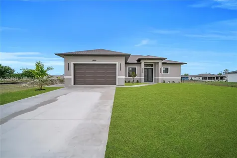 3115 2nd Street SW Lehigh Acres FL 33976