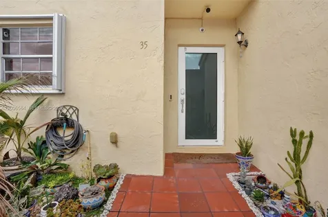 8330 SW 154th Avenue Miami FL 33193
