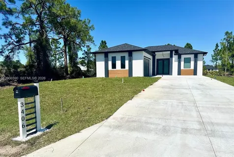 3406 29th Street SW Lehigh Acres FL 33976