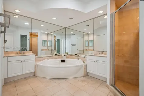 747 Crandon Boulevard Key Biscayne FL 33149