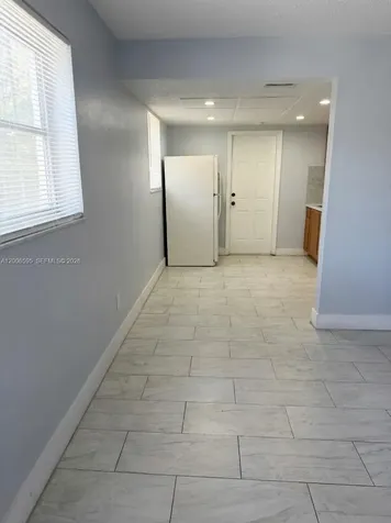 41 E 20th Street Hialeah FL 33010