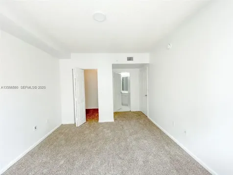 17150 N Bay Road Sunny Isles Beach FL 33160