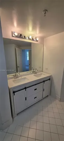 17150 N Bay Road Sunny Isles Beach FL 33160