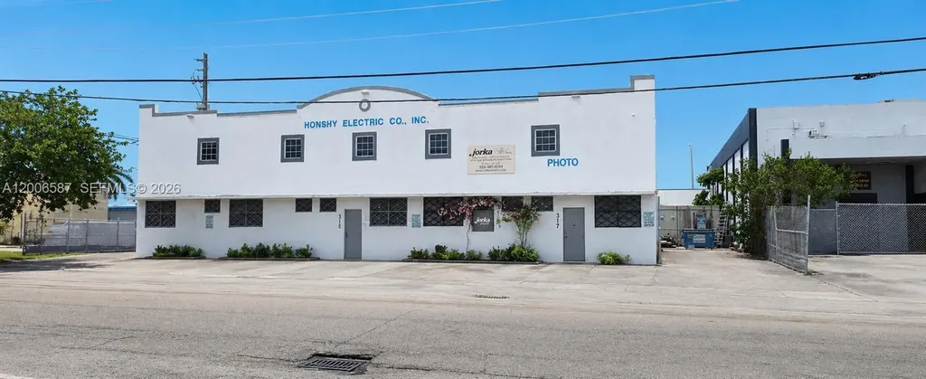 7345 SW 41st Street Miami FL 33155
