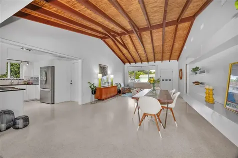 5750 SW 52nd Terrace South Miami FL 33155