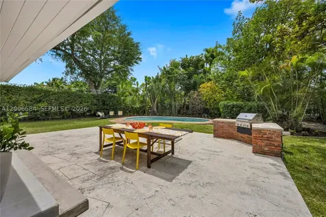 5750 SW 52nd Terrace South Miami FL 33155