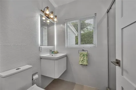 5750 SW 52nd Terrace South Miami FL 33155