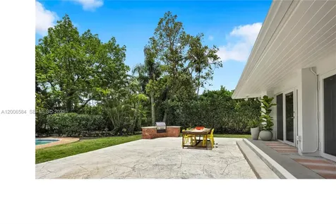 5750 SW 52nd Terrace South Miami FL 33155