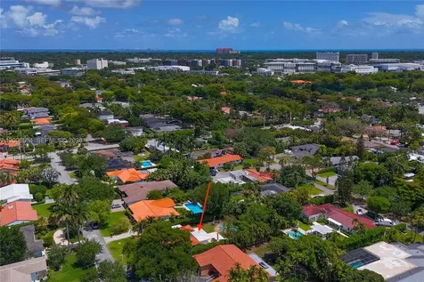 5750 SW 52nd Terrace South Miami FL 33155