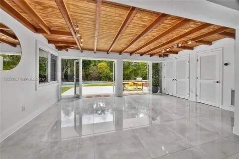 5750 SW 52nd Terrace South Miami FL 33155