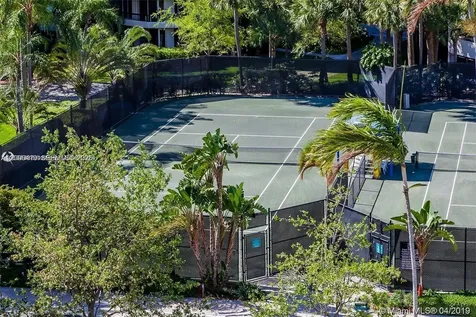 3600 Mystic Pointe Drive Aventura FL 33180