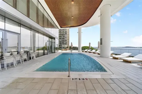 175 SE 25th Road Miami FL 33129