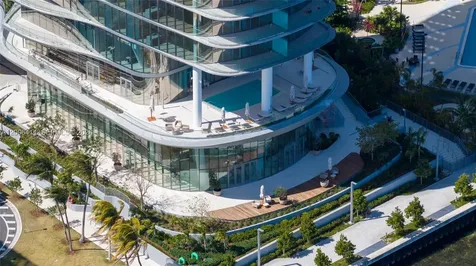 175 SE 25th Road Miami FL 33129