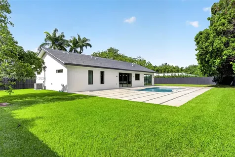 8765 SW 175th Street Palmetto Bay FL 33157