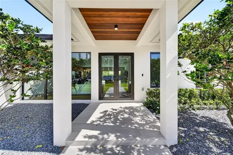 8765 SW 175th Street Palmetto Bay FL 33157