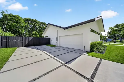 8765 SW 175th Street Palmetto Bay FL 33157