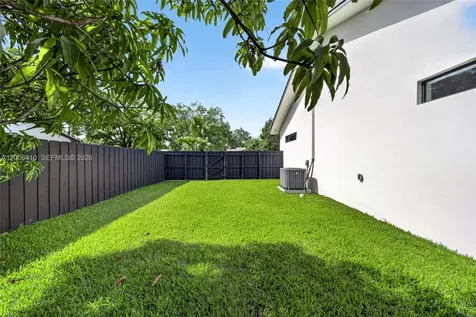 8765 SW 175th Street Palmetto Bay FL 33157