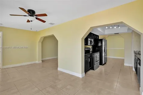 7131 NW 24th Place Sunrise FL 33313