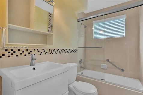 7131 NW 24th Place Sunrise FL 33313