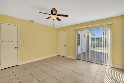 7131 NW 24th Place Sunrise FL 33313