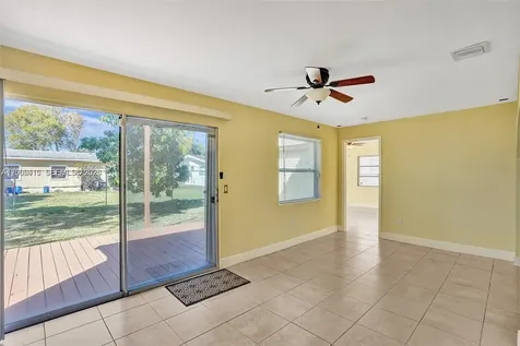 7131 NW 24th Place Sunrise FL 33313