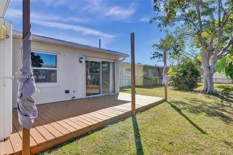 7131 NW 24th Place Sunrise FL 33313