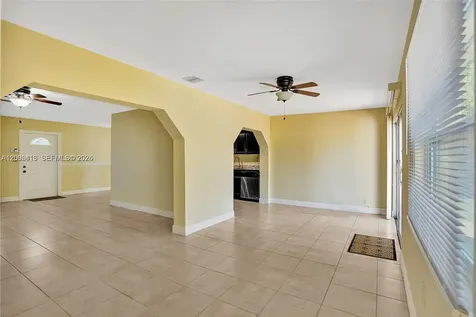 7131 NW 24th Place Sunrise FL 33313