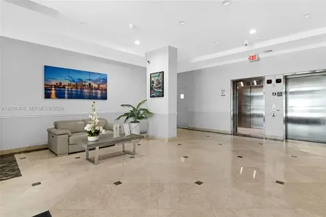 60 NW 37th Avenue Miami FL 33125