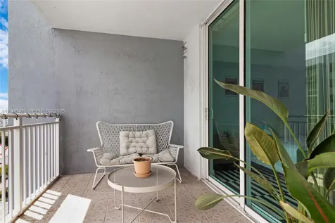 60 NW 37th Avenue Miami FL 33125