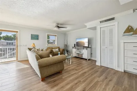3862 NE 171st Street North Miami Beach FL 33160