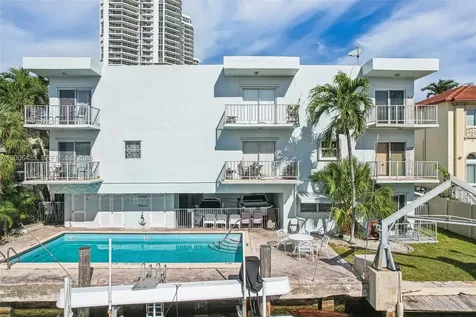 3862 NE 171st Street North Miami Beach FL 33160