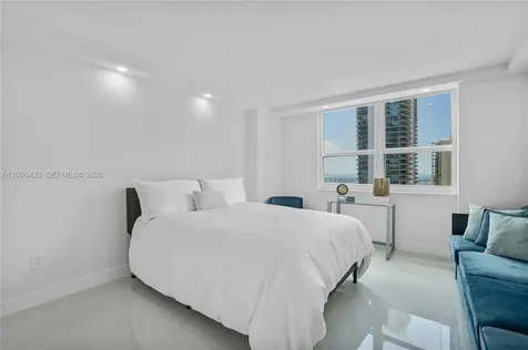 1155 Brickell Bay Drive Miami FL 33131