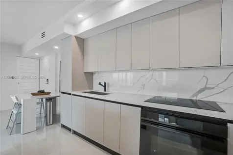1155 Brickell Bay Drive Miami FL 33131