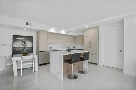 1155 Brickell Bay Drive Miami FL 33131